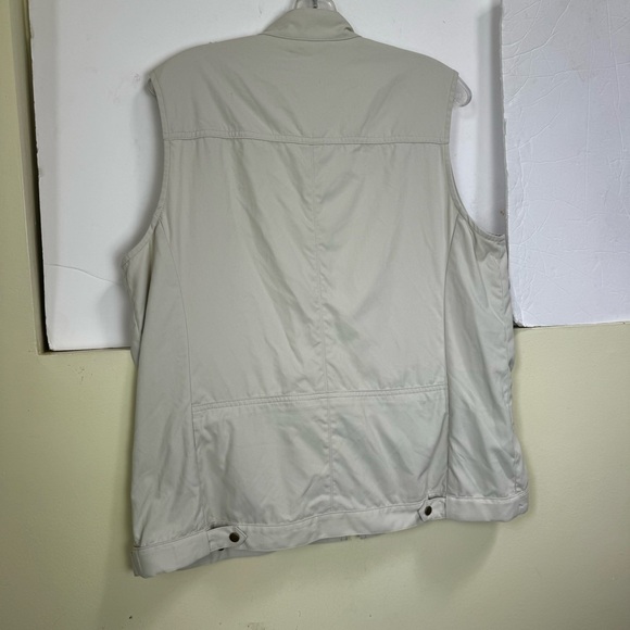 Tilley Utility Pocket Safari Lightweight Outdoor Hiking Travel Vest Nylon Tan L - Picture 4 of 15